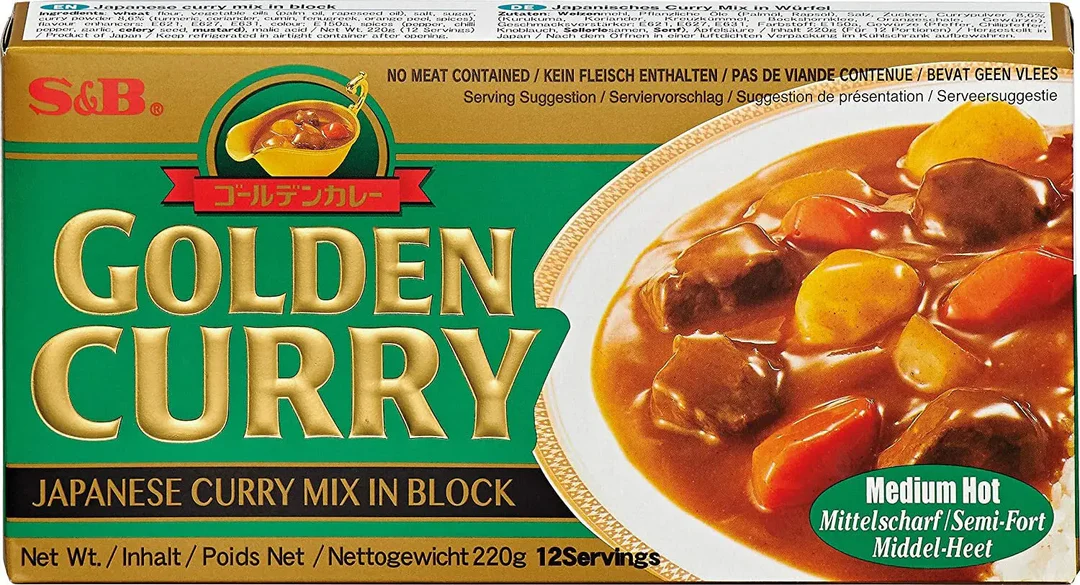 S&B Golden Curry Medium Hot 220g